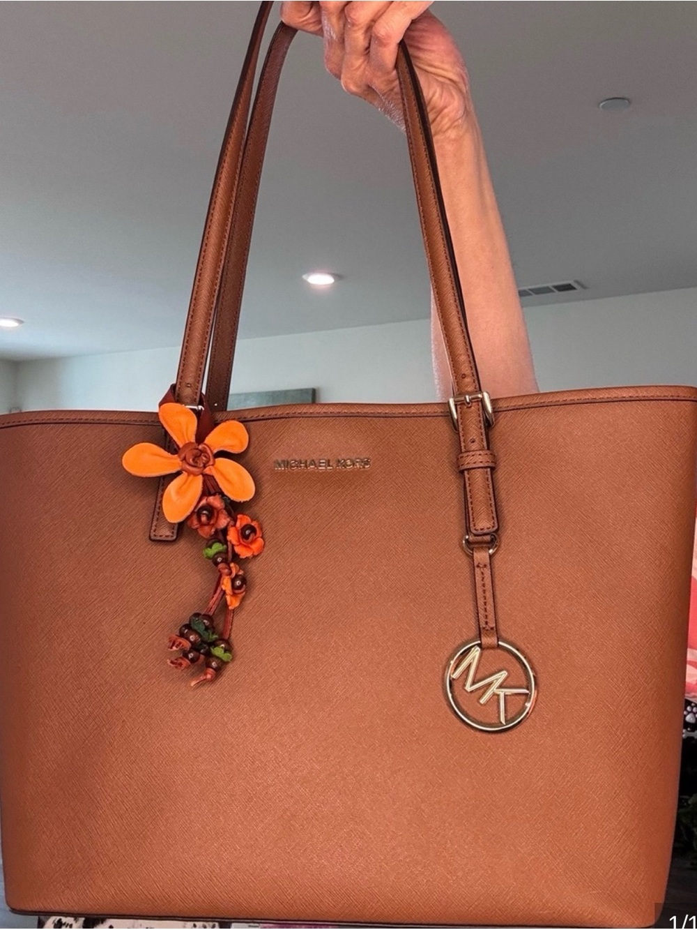 Michael Kors tote
